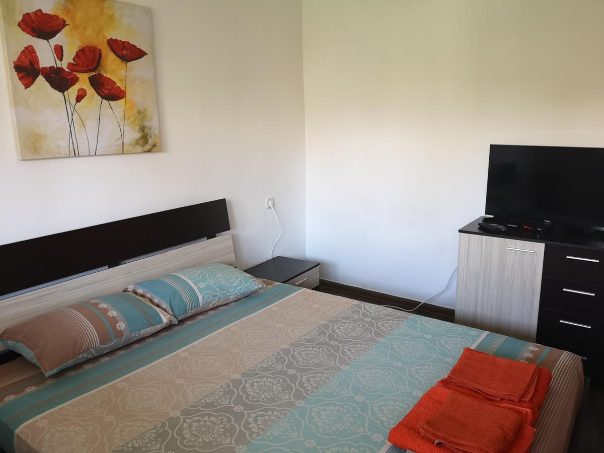 Single Apartment Elit Черноморец Екстериор снимка